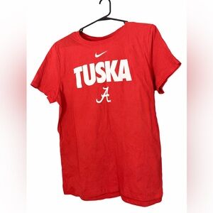 The Nike Tee, Women’s XL Officially Licensed Product, Univ. of Alabama (maroon)